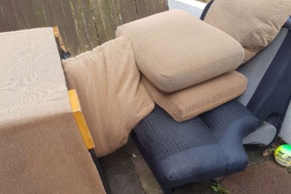 waste-clearance-llanrumney-1605657D79-D9CC-D4EB-D6BE-2A9CDCCD00A8.jpg