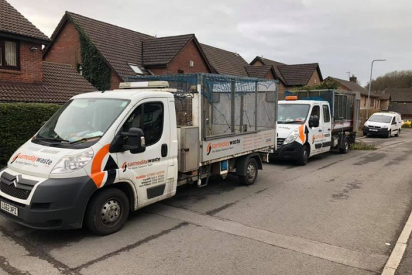 vans-at-bridgend-waste-clearance895E9348-7E28-1DE1-6F4C-C9279F13068E.jpg